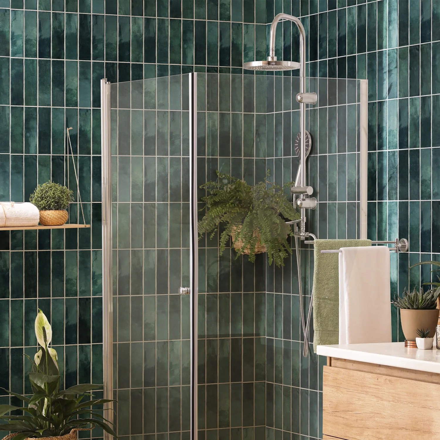 Badezimmer mit Grosfillex Wandpaneelen Element 3D Optik Vertical Tiles Lagoon.