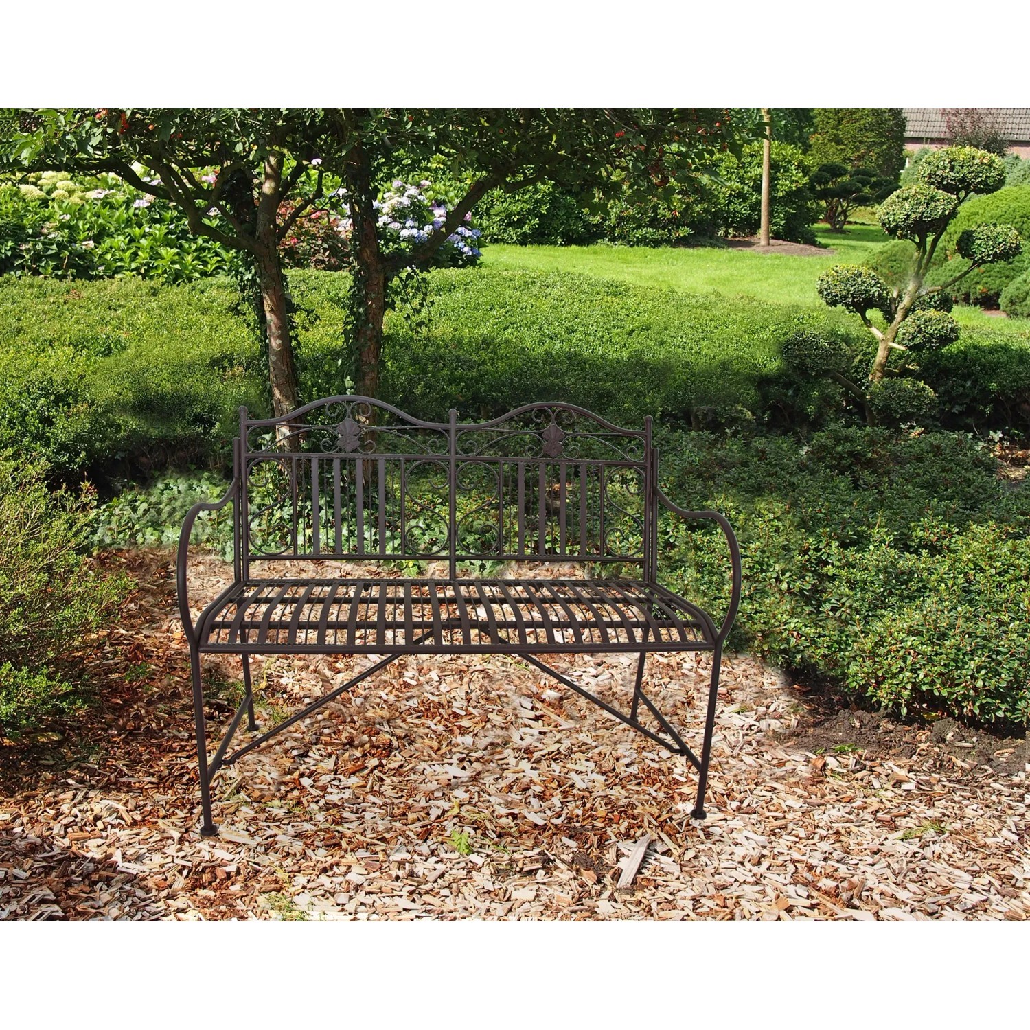 Garten Pleasure Bank Mangan, 106 cm, Stahl, braun-schwarz, im Garten.
