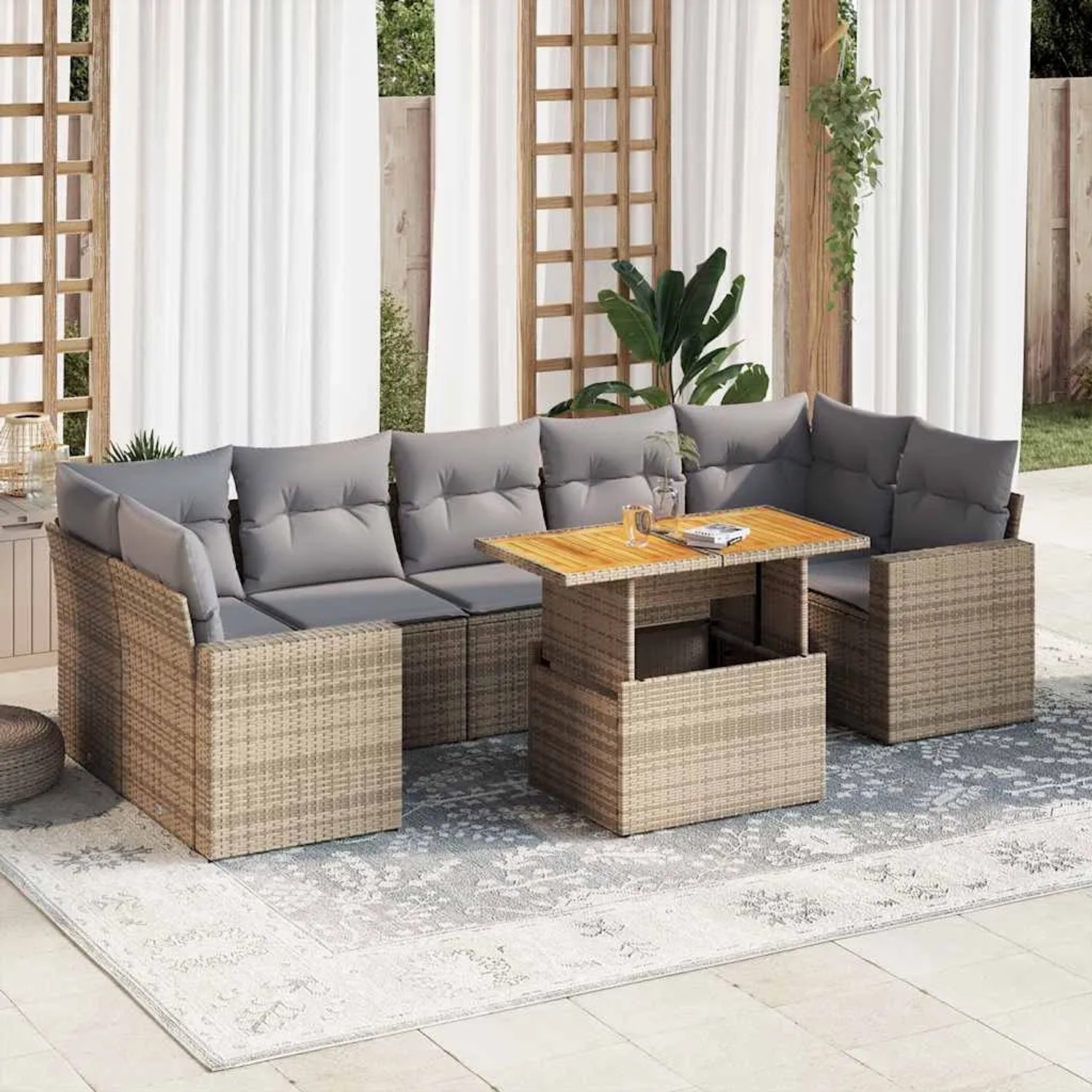 Beige 8-tlg. vidaXL Garten-Sofagarnitur aus Polyrattan mit hellgrauen Kissen und höhenverstellbarem Tisch.