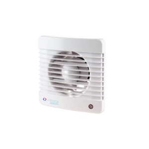 Weißer VENTS Kleinraumventilator Silenta-M 100 TP mit Sensor für Wandmontage.