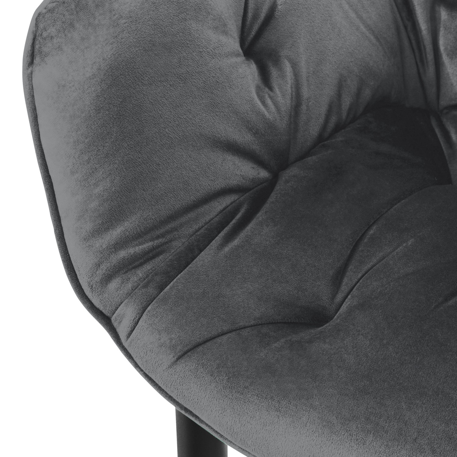 Detailaufnahme: Anthrazitfarbener ML-Design Polsterstuhl mit Samtbezug und gesteppter Lehne.