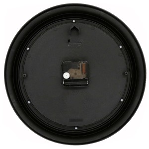 Rückseite der schwarzen Wall-Art Wanduhr Antik Ø 30,2 cm mit Aufhängevorrichtung und Uhrwerk.