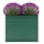 Grünes furnicato Metall-Hochbeet (100x40x77 cm) mit Bepflanzung.