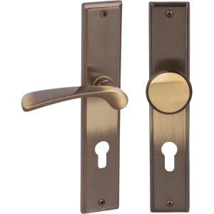 Langschildgarnitur Nelson-LS für Wohnungseingangstüren, Messing brüniert, DIN rechts.