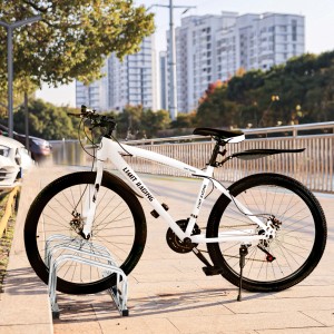 Verzinkter Schulte Fahrradparkständer für 3 Fahrräder, geeignet für Reifen bis 7,5 cm Breite.