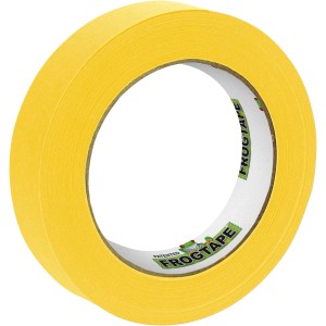 Gelbes Frogtape Delicate Klebeband 24 mm für empfindliche Oberflächen.