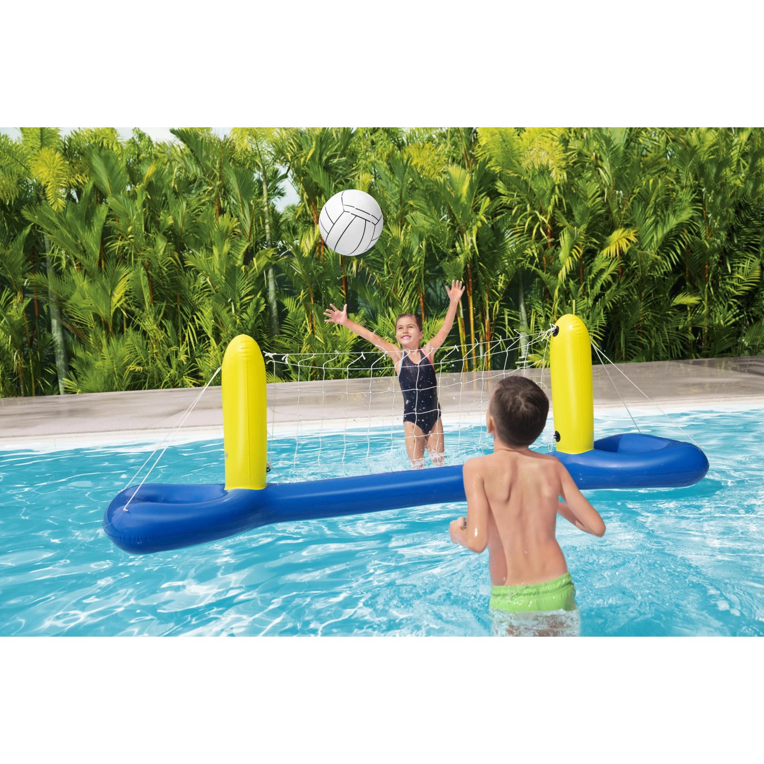 Bestway Schwimmendes Volleyball-Set mit Kindern im Pool. Aufblasbares Wasserspielzeug für Sommer-Spaß.