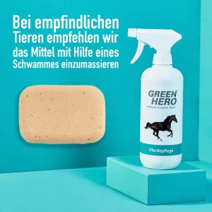 GreenHero Pferdepflege-Spray mit Schwamm zur Hautpflege bei Juckreiz und Ekzemen.