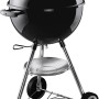 Schwarzer Weber Holzkohle-Kugelgrill Classic Kettle Ø 47 cm mit Deckelthermometer und Rädern.