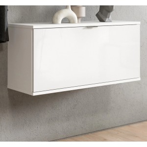 Weißer Hochglanz Schuhschrank SystemX, 91 cm, hängend an grauer Wand. Moderne Schuhkommode mit Klappe für den Flur.