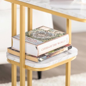 SoBuy Beistelltisch FBT110-G mit 2 Ablagen, Marmoroptik und goldenem Gestell.