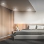 3er Set Briloner LED Einbaustrahler, flache, schwarze Leuchten mit neutralweißem Licht in modernem Schlafzimmer.