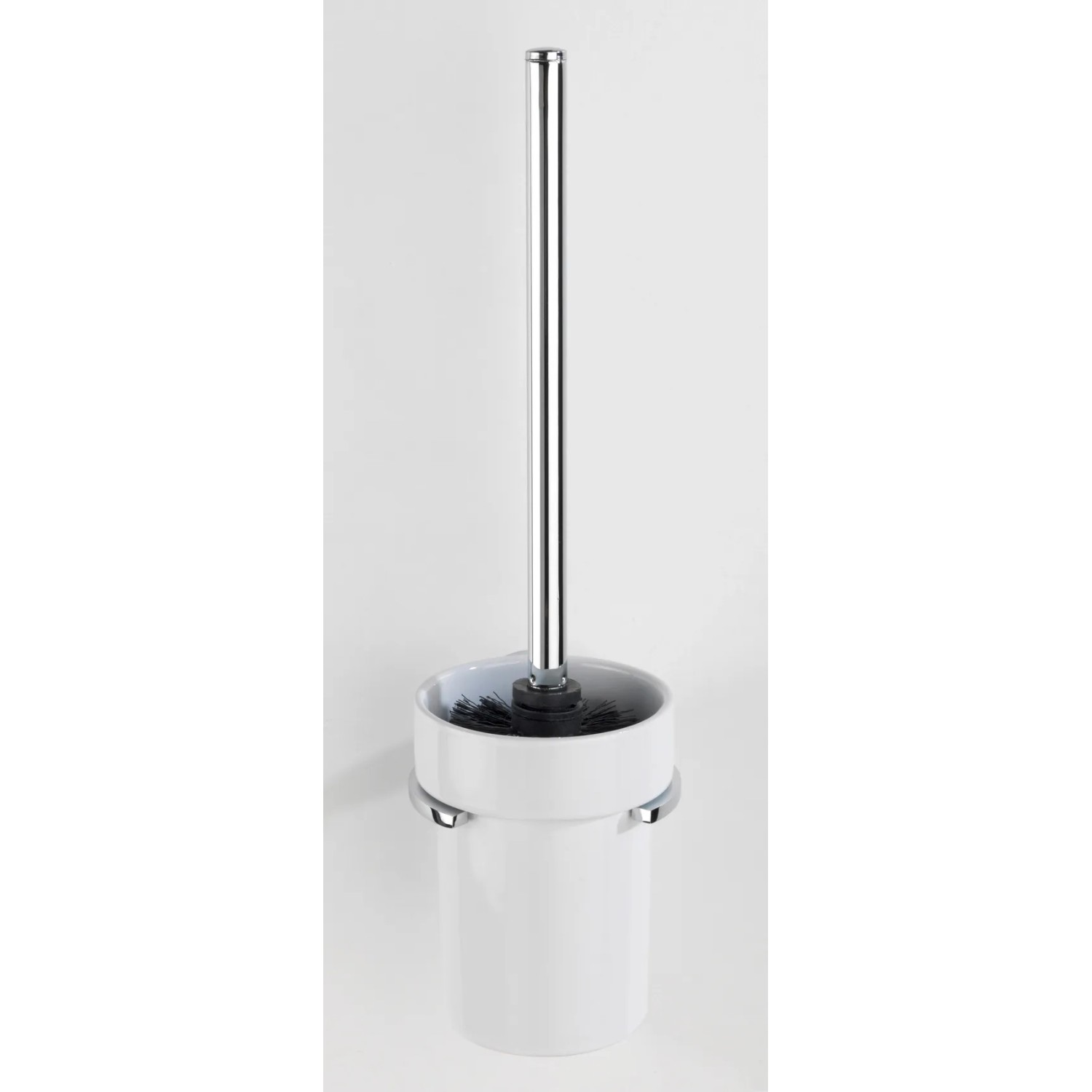 Wenko WC-Garnitur Isera in Silber Glänzend mit weißem Behälter und schwarzer Bürste.