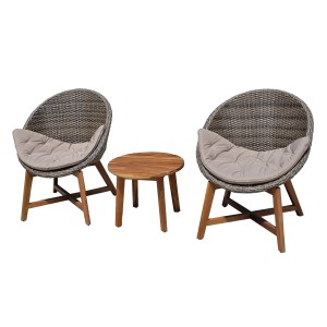 3-teilige Sitzgruppe Reno mit nelkengrauen Auflagen, bestehend aus 2 Sesseln und 1 Tisch.