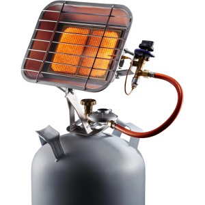 Rowi Gas-Heizstrahler 4600 W in Silber mit Gasschlauch und Druckminderer auf Gasflasche.