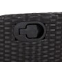 Detailaufnahme: Verstellbarer Griff am schwarzen Poly Rattan Gartenstuhl der vidaXL Essgruppe.
