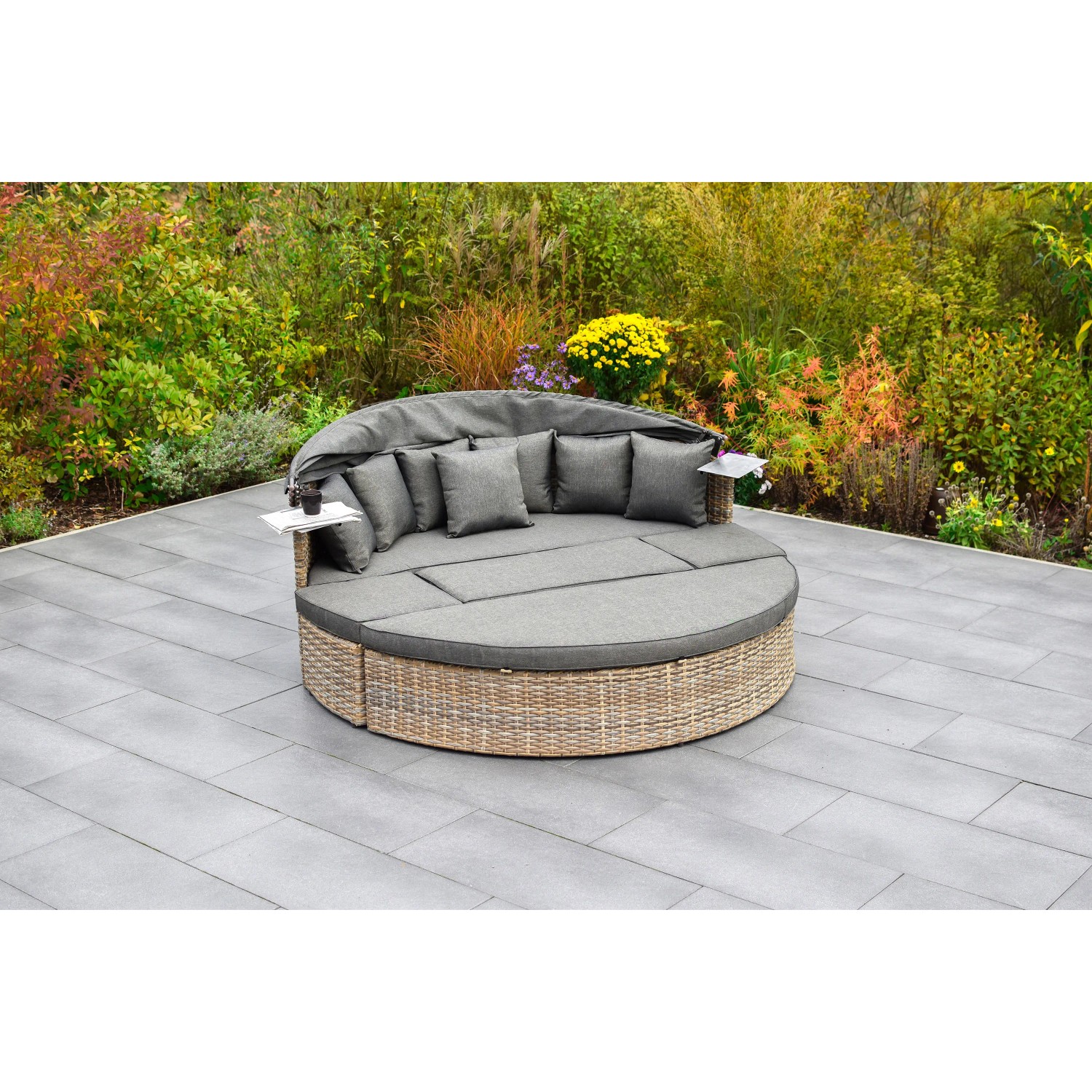 Merxx Relaxinsel Riva Premium, graue Lounge-Gartenmöbel mit Sonnendach und Kissen.