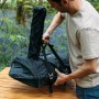 Ooni Karu 12 Transportabdeckung mit Tragegurten für einfachen Transport des Grills.