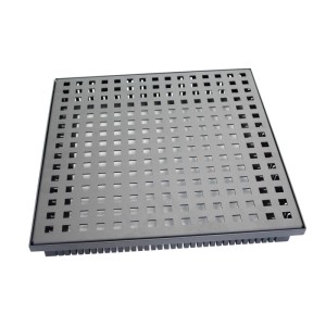 Anthrazitfarbener Terrassenrost aus Magnelis Stahl, 400x400mm, mit quadratischen Öffnungen für Entwässerungsrinnen.