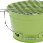 Grüner Eimergrill, tragbarer Holzkohlegrill mit Grillrost und Tragegriff.
