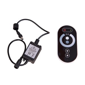 GroJa Glow Dimmer Touch RF Controller für Zaunbeleuchtung, mit Fernbedienung und Kabel.