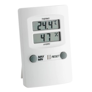 Digitales Thermo-Hygrometer von TFA in Weiß mit Temperatur- und Luftfeuchtigkeitsanzeige.