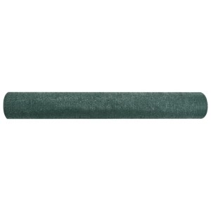 Gerollte grüne Zaunblende aus HDPE-Gewebe, ideal als Sichtschutz und Windschutz für Garten und Balkon.
