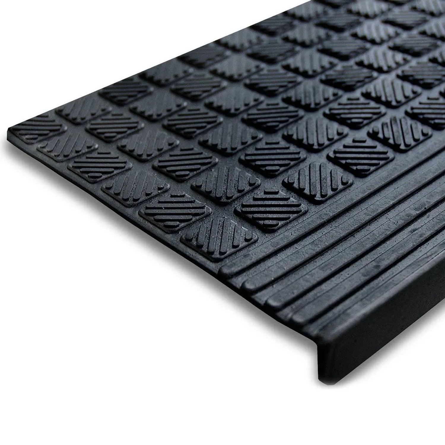 Schwarze Karat Gummi Stufenmatte Diamond 30x90 cm für Außentreppen mit Rillenprofil.