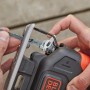Black+Decker Akku-Stichsäge BDCJS12N: Sägeblattwechsel für Holzarbeiten.