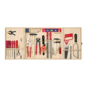 Geöffneter Pebaro Profi-Werkzeugschrank aus Holz mit 30 Werkzeugen, inklusive Hammer, Zangen, Schraubendreher und Sägen.