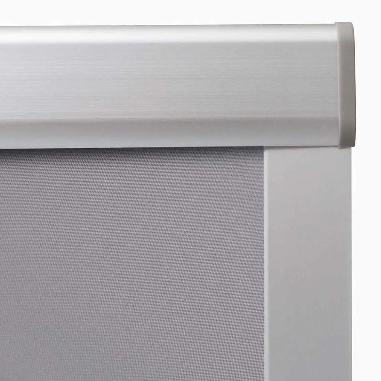 Detailansicht: Graues Verdunkelungsrollo für Velux Fenster, Modell S08/608.