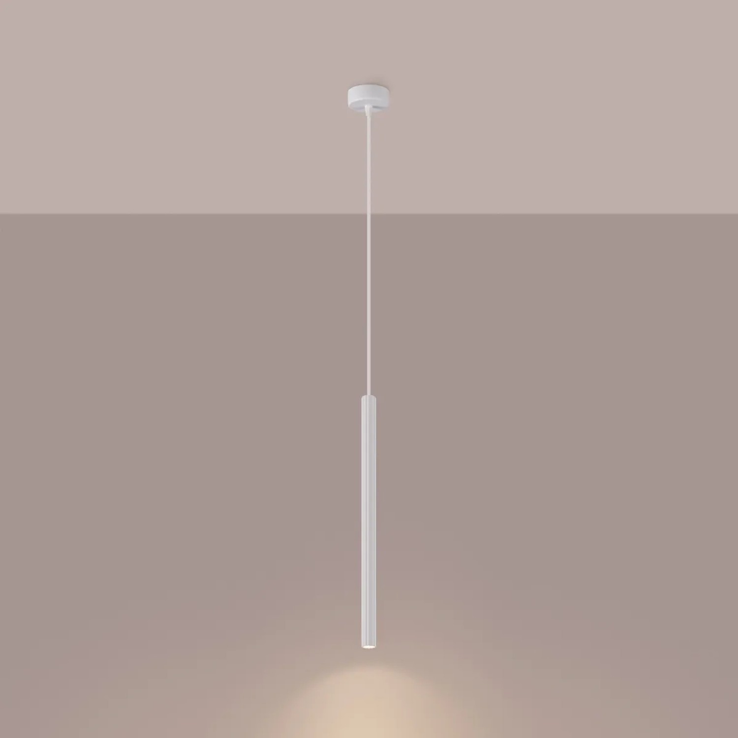 Moderne, weiße Sollux Lighting Pendelleuchte Arche 1. Elegantes Design für Lampen & Leuchten.