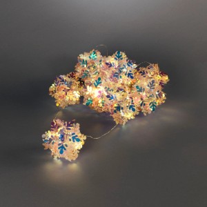 Funkelnde LED-Lichterkette mit 10 warmweißen Lichtern. Dekorative, irisierende Schneeflocken für festliche Innenräume.