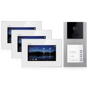 Balter EVO Video-Türsprechanlage für Dreifamilienhaus. Silberne Aufputz-Station mit Kamera, 3 weiße 7-Zoll-Monitore.