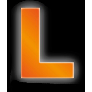 Reflektierender, orangefarbener Klebebuchstabe L, 8 cm hoch, zur Beschriftung von Oberflächen.