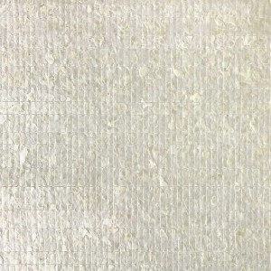 WALLFACE Vliestapete mit Capiz-Muscheln in Creme-Weiß, Perlmutt-Optik für dekorative Wandgestaltung.