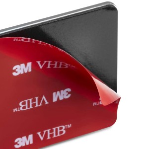 Rückseite eines selbstklebenden Edelstahl Garderobenhakens mit rotem 3M VHB Klebepad. Montage ohne Bohren.