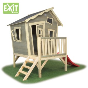 EXIT Crooky 300 Holzspielhaus in Grau-Beige mit Rutsche und Veranda.