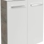 Fackelmann Waschbeckenunterschrank SBC Eiche Natur, 52 cm breit, mit weißen Fronten und zwei Türen.