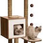 Vesper Kratzbaum High Base Walnuss mit drei Ebenen und zwei Katzen.