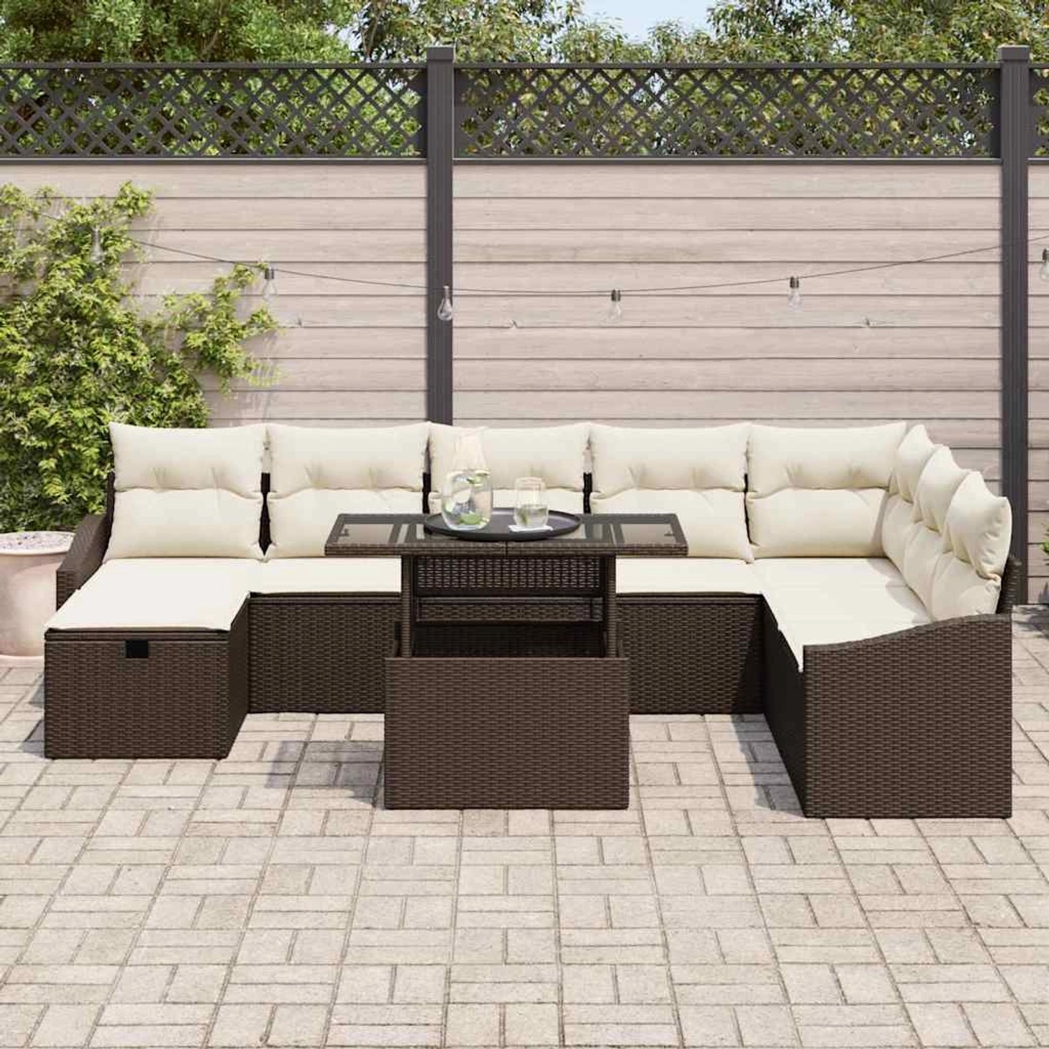 Braunes 9-teiliges vidaXL Garten-Sofa-Set aus Poly Rattan mit höhenverstellbarem Tisch.