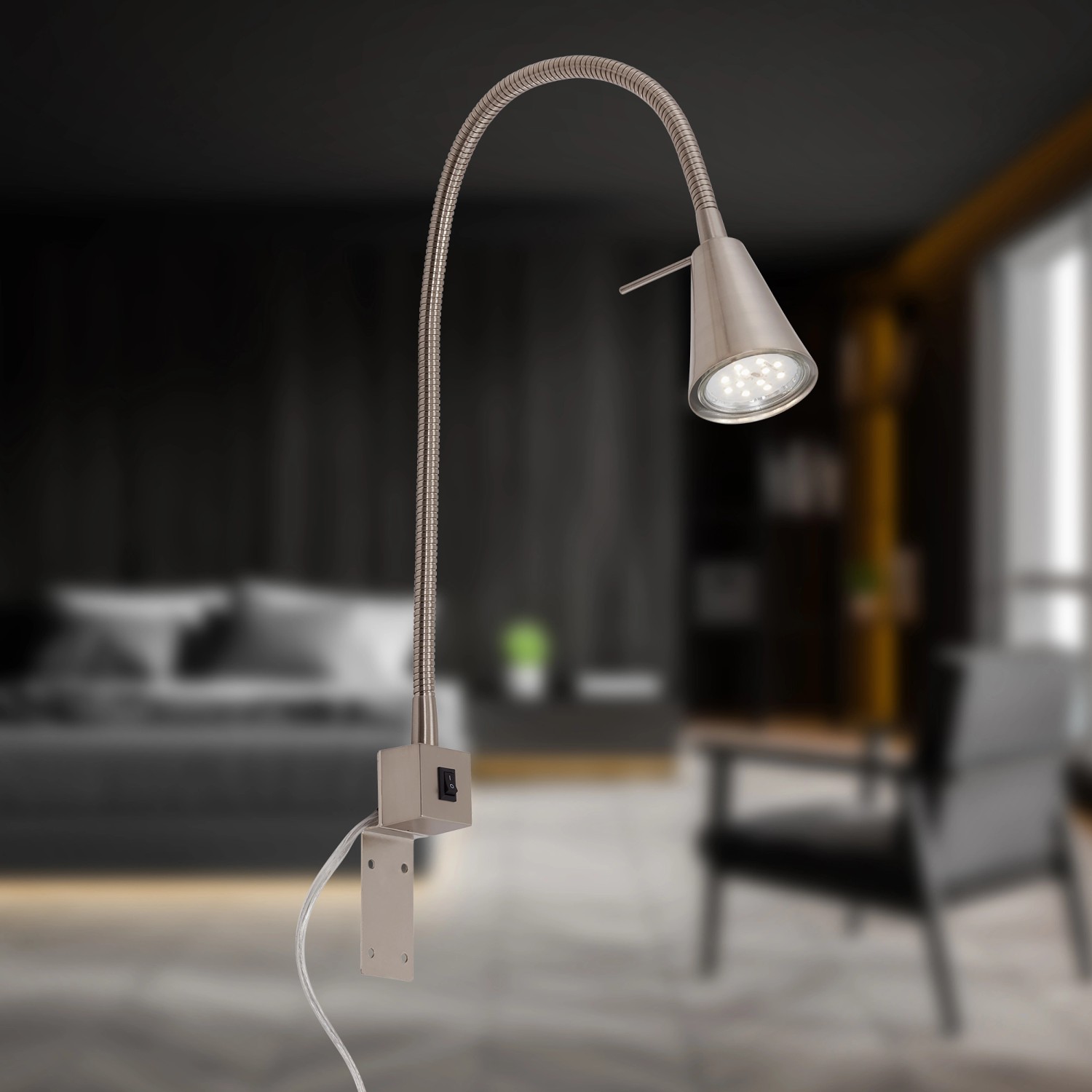 Schwenkbare Briloner LED Bettleuchte Tuso in Matt-Nickel. Flexarm Nachttischlampe für Schlafzimmer.