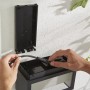Installation der schwarzen Philips Hue Impress Wandleuchte. Außenleuchte mit Kabelanschluss.