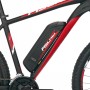 Detailaufnahme: Schwarzes Fischer E-Bike Mountainbike 27,5 EM 1726.1 mit rotem Rahmen und Akku.