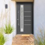 Moderne anthrazitfarbene Splendoor Sicherheits-Haustür Berlin Prime RC2K mit Edelstahlapplikationen.