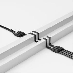 Zendure Solarkabel MC4, ultraflach, 3m, für Balkonkraftwerke. Detailaufnahme der Kabelverbindung.