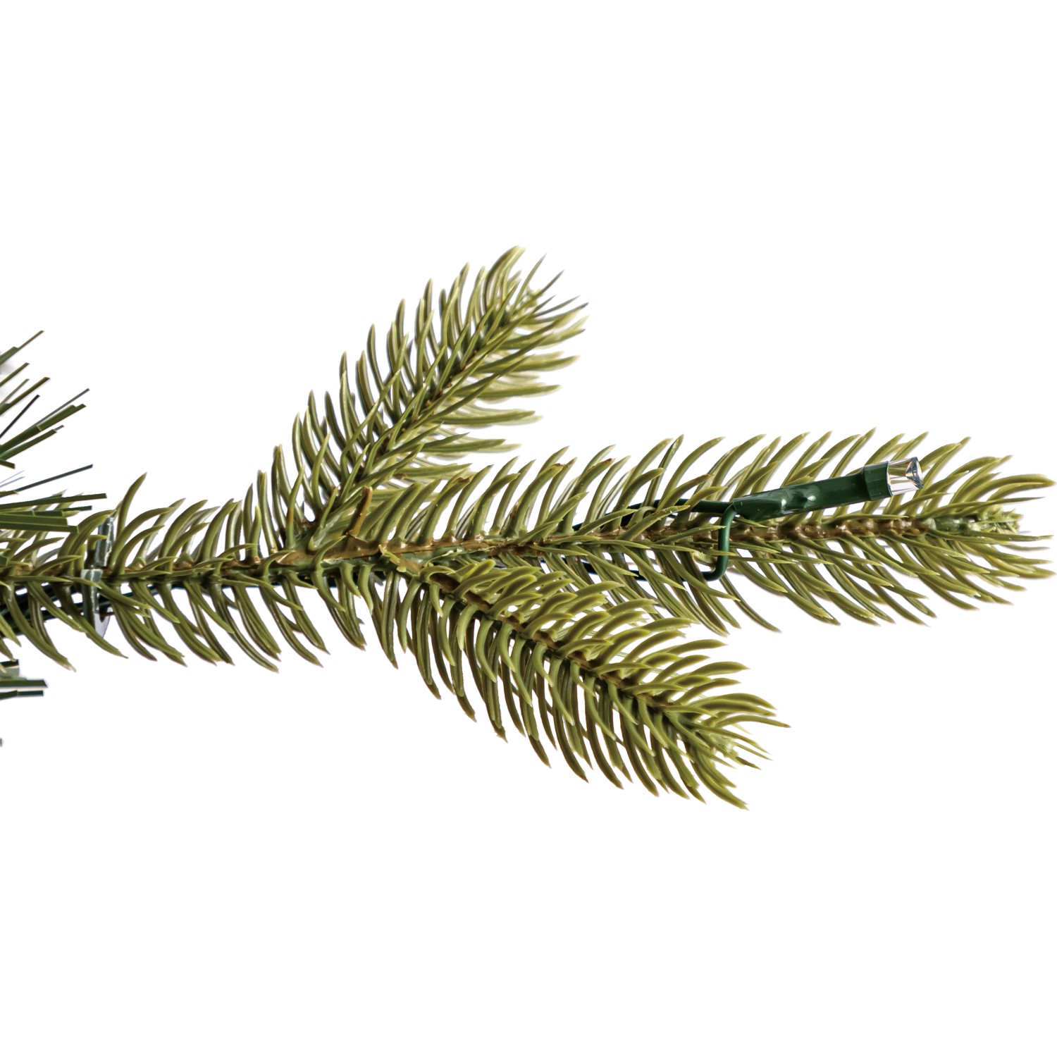 Detailaufnahme eines Zweigs der Kunsttanne Nyland mit LED-Beleuchtung.