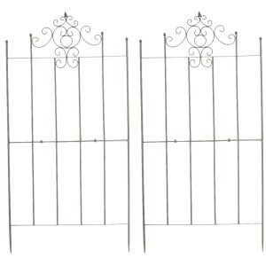 Zwei antike grüne Metall-Rankgitter mit Zierornamenten, 170cm hoch, ideal für Kletterpflanzen und Gartendekoration.