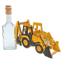 Holz Trecker Geschenkset: gelber Traktor mit Greifarm, 6 Schnapsgläsern und Karaffe. Originelles Geschenkartikel.