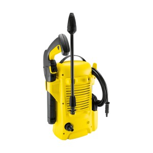Kärcher K2 Universal Edition Hochdruckreiniger, gelb, mit Zubehör verstaut.